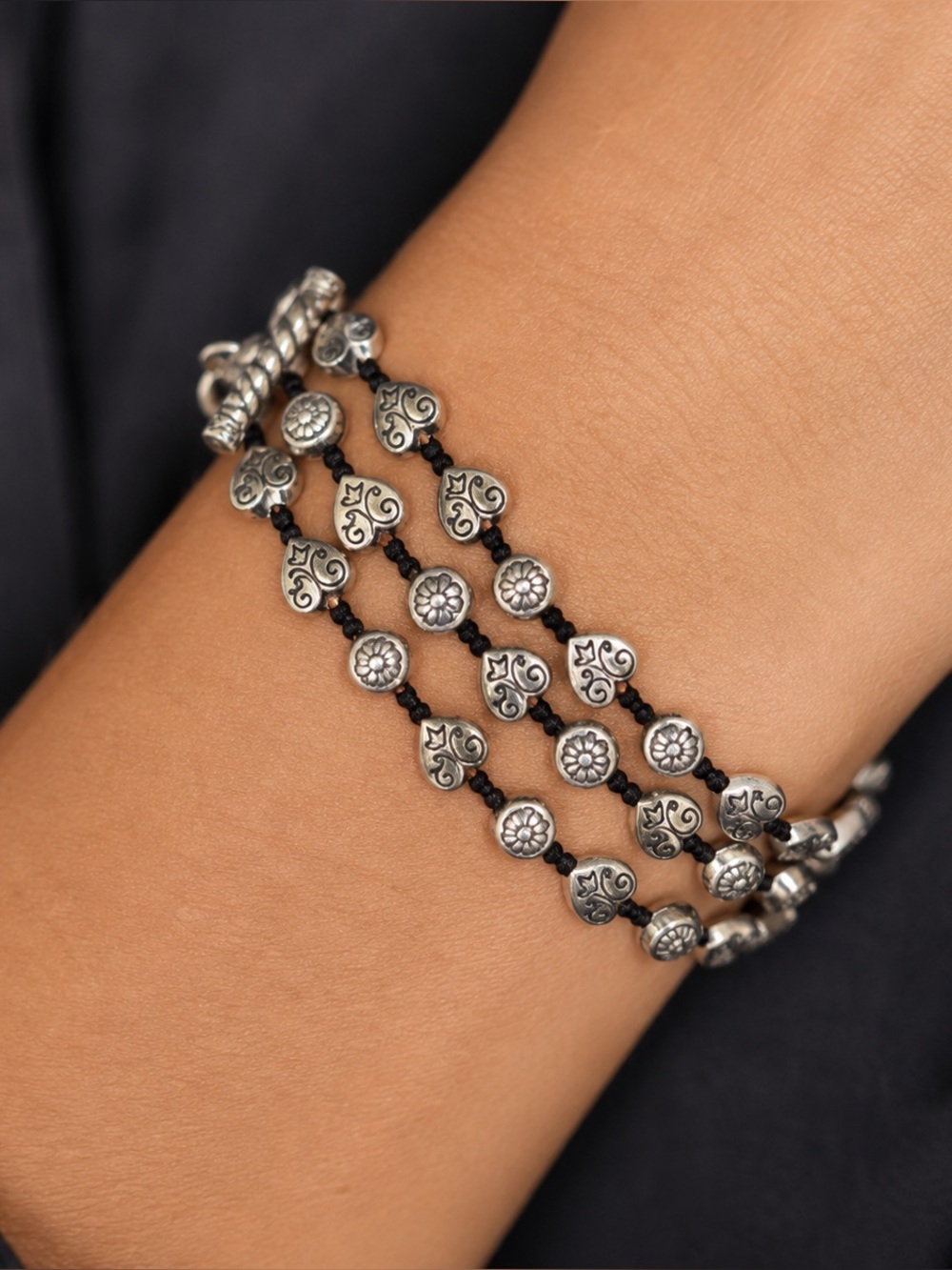 Brighton Silver/Black Triple Strand Heart Bracelet 6” Clasp close